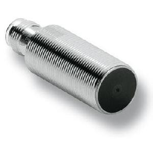 E2A-M18KN16-WP-B1 2M